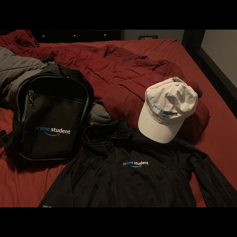 Amazon Prime Student Jacket Hat Bag Lot CampusMngr